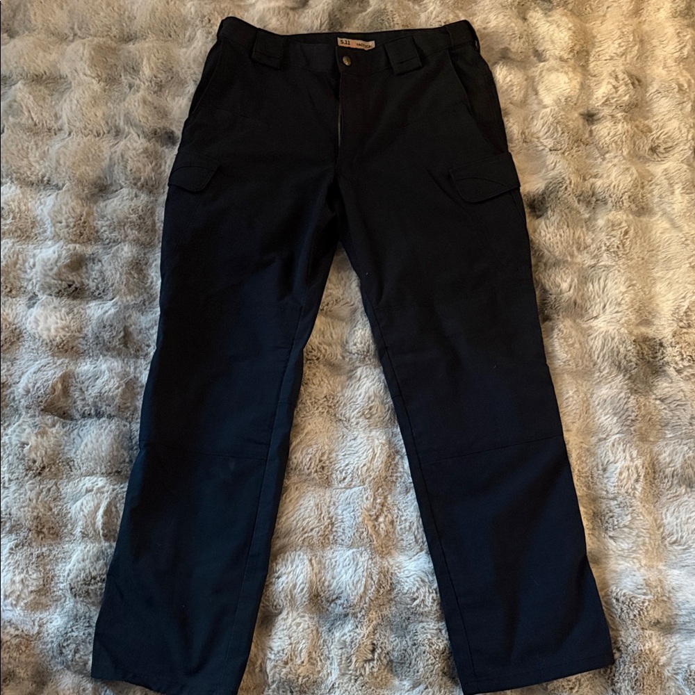5.11 Tactical Navy Cargo Pants 34/32
